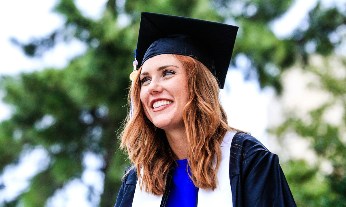 Frasi di Auguri per la Laurea